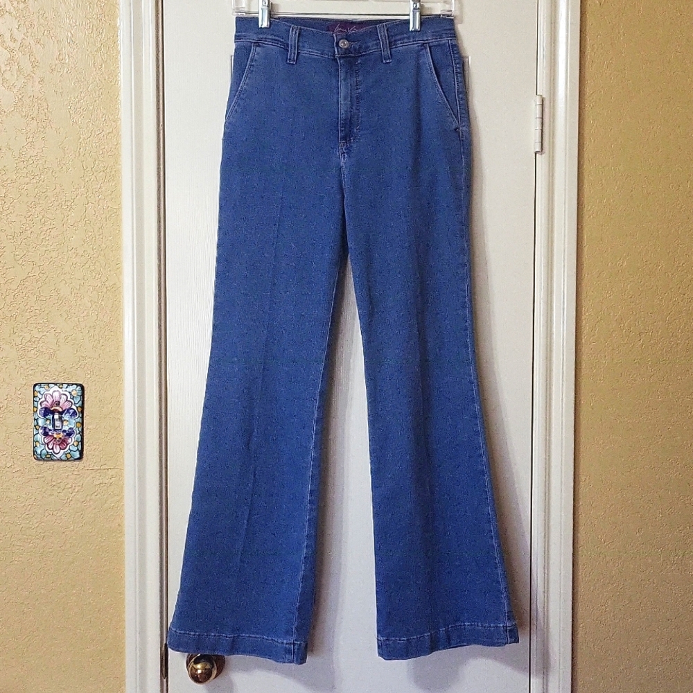 Gloria Vanderbilt Flare Trouser Jeans 4 Short